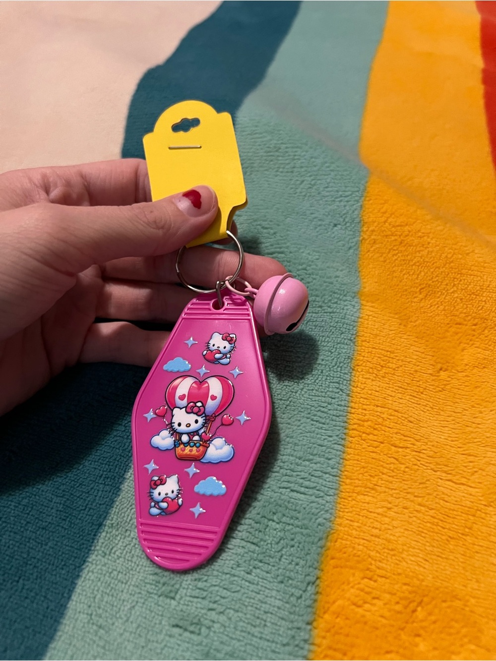 Hello Kitty Keychain ✨ - Picture 3 of 4